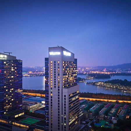 The Westin Nanjing Xuanwu Lake Bagian luar foto