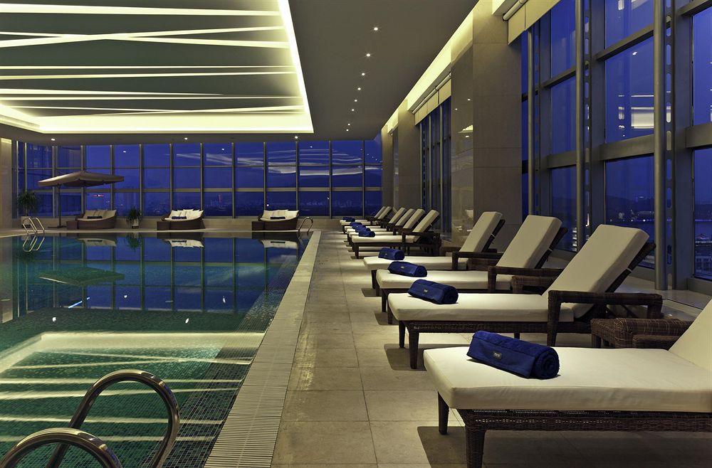 The Westin Nanjing Xuanwu Lake Bagian luar foto
