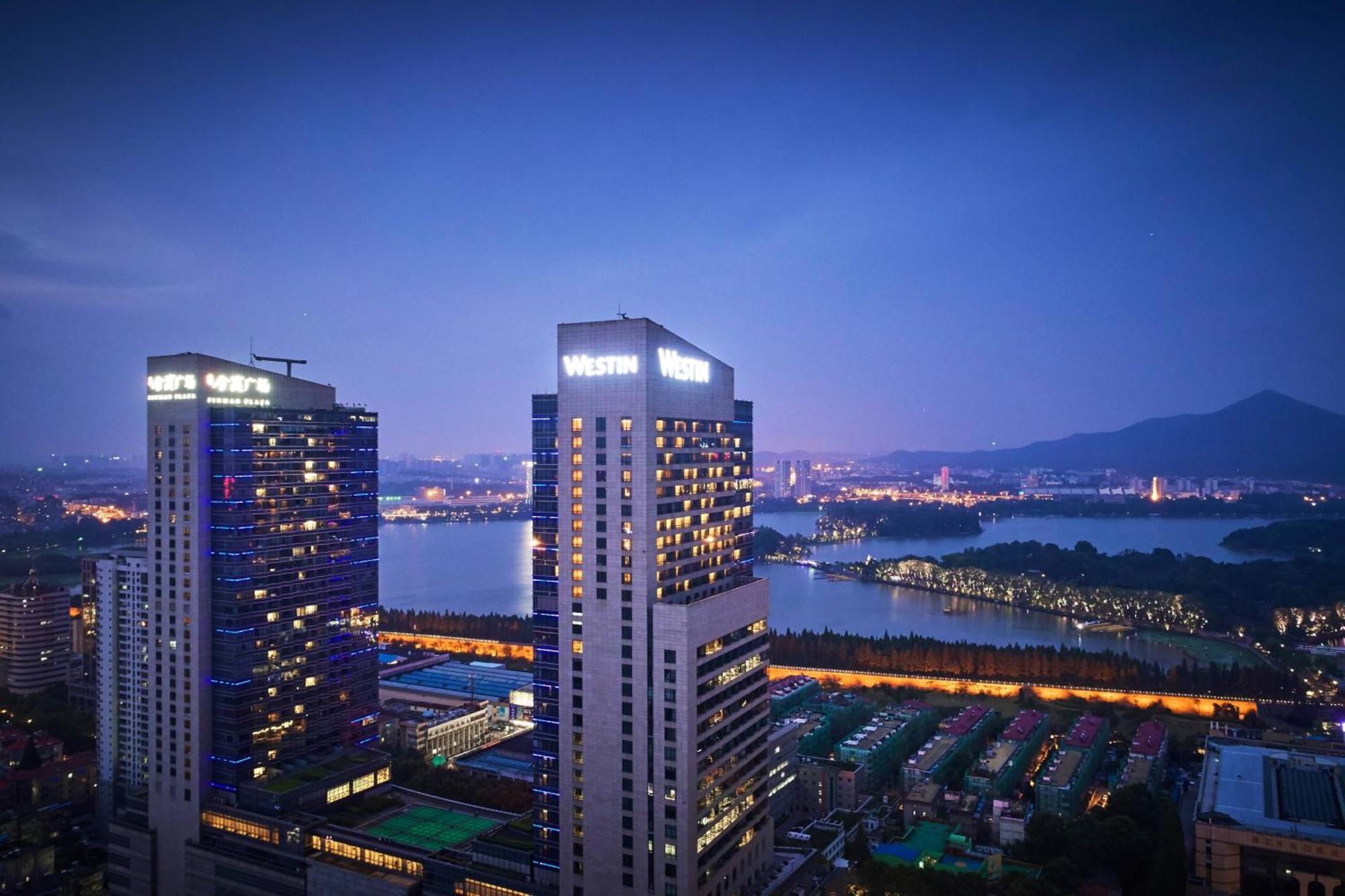 The Westin Nanjing Xuanwu Lake Bagian luar foto