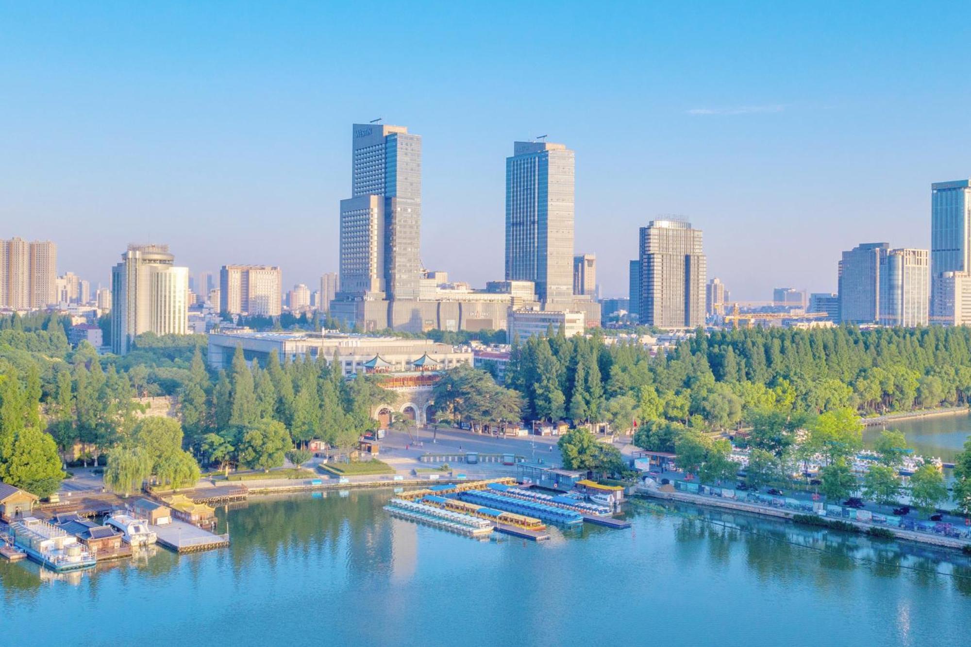 The Westin Nanjing Xuanwu Lake Bagian luar foto