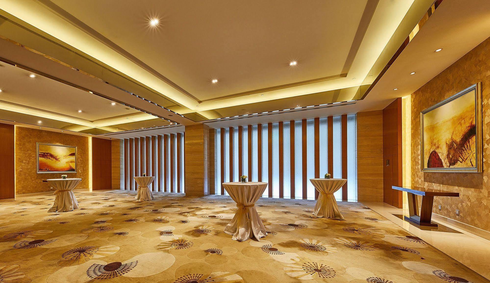 The Westin Nanjing Xuanwu Lake Bagian luar foto