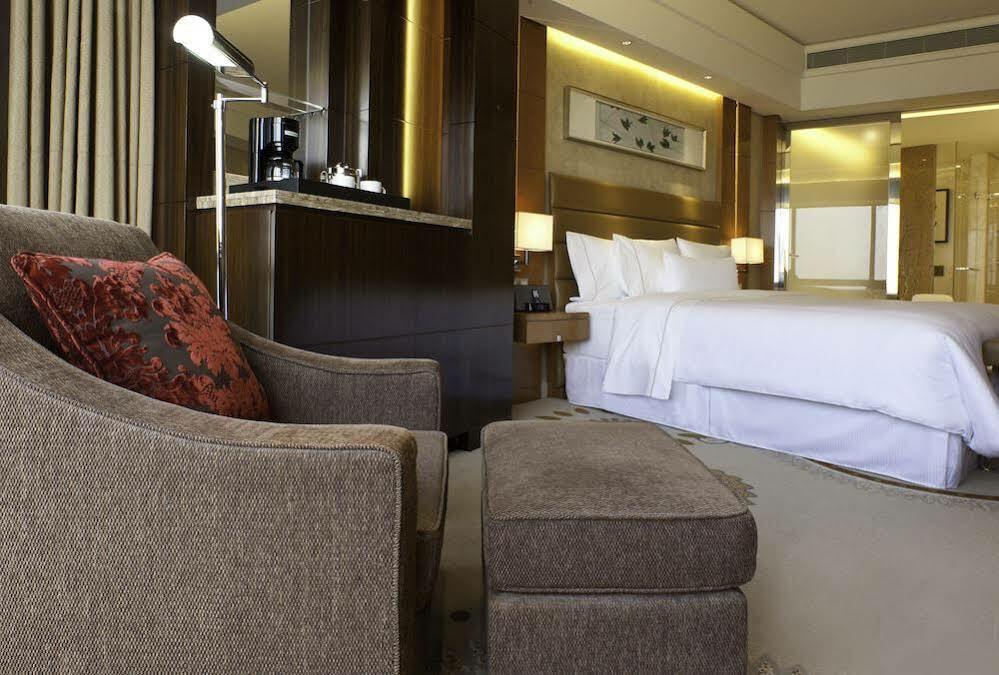 The Westin Nanjing Xuanwu Lake Bagian luar foto