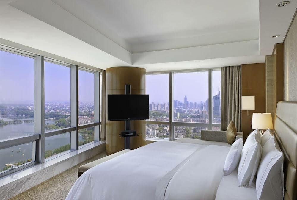 The Westin Nanjing Xuanwu Lake Bagian luar foto